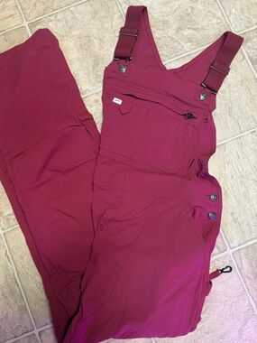 Women’s Duluth Heirloom Gardening Bib Overalls